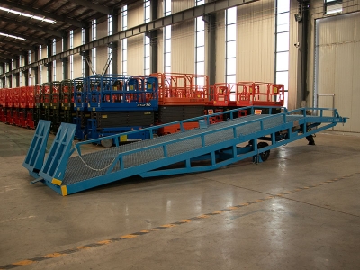 升降登車橋平臺的使用功能特點是什么?它適用于哪些領域?