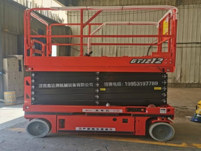 移動升降機(jī)操作過程中的注意事項指南