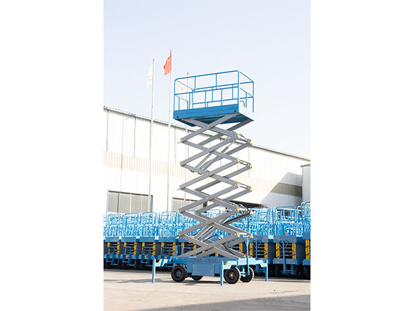 剪叉式升降機(jī)