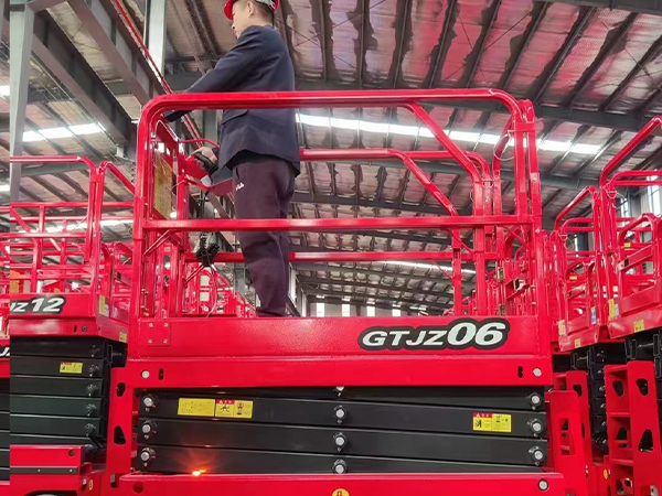 移動升降機廠家